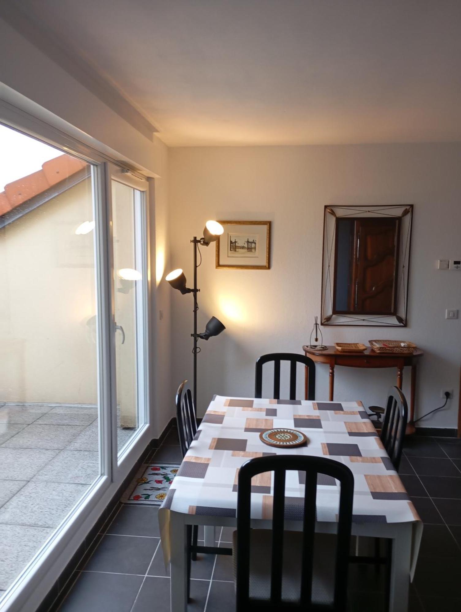 La Bonne Adresse Appartement Woippy Buitenkant foto